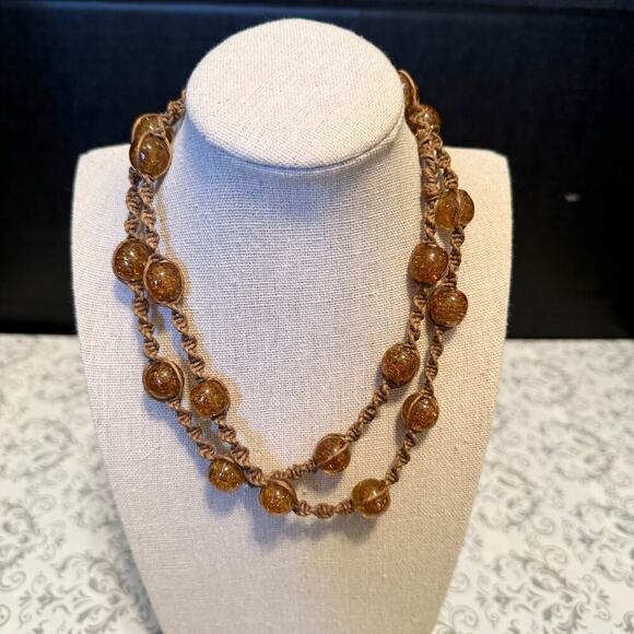 Vintage Baltic Amber Knotted Necklace on a Silk Rope - Picture 2 of 6